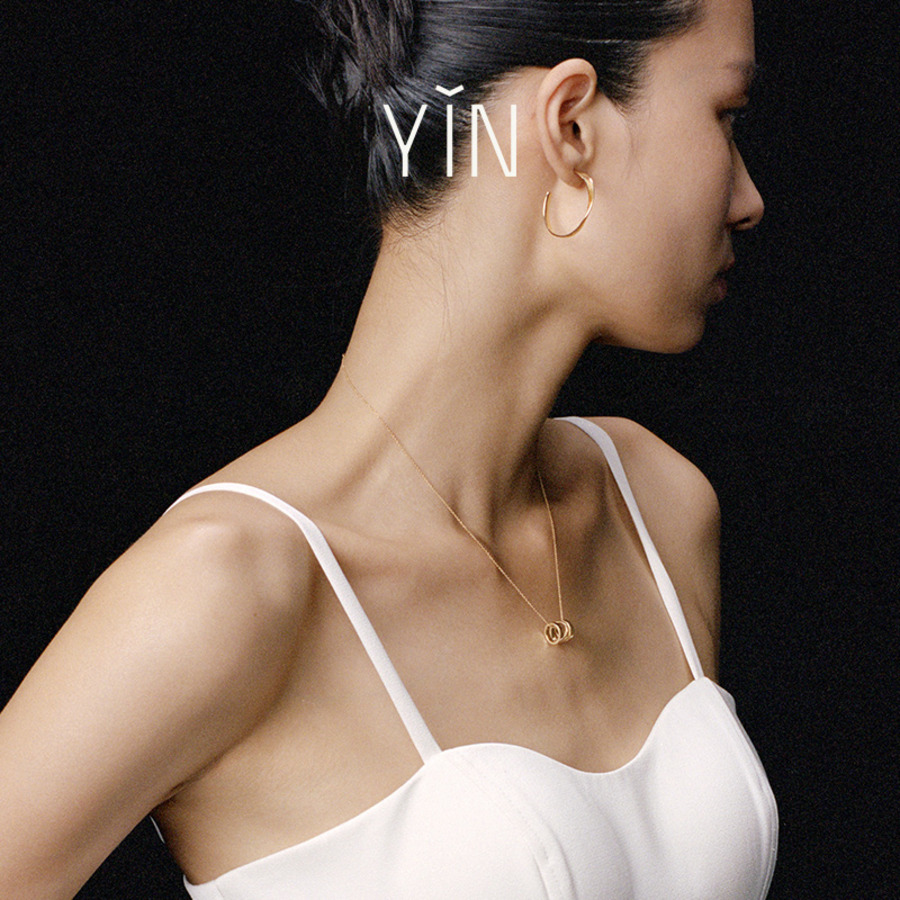 YIN隐 莫比乌斯环简约气质18K金锁骨链-4