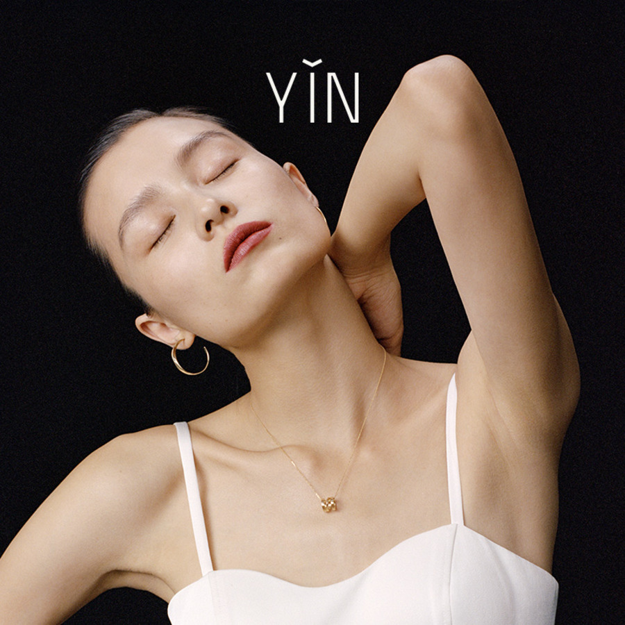 YIN隐 莫比乌斯环简约气质18K金锁骨链-3