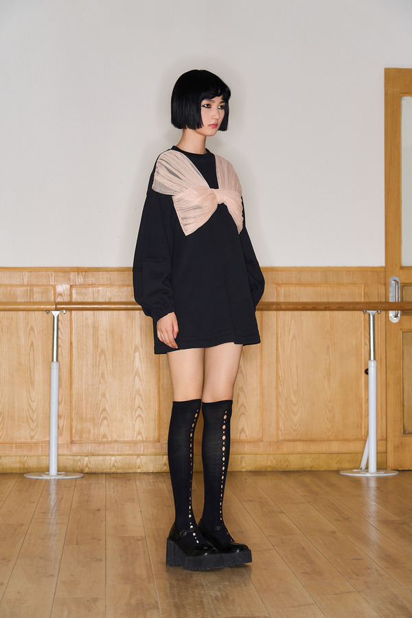 蝴蝶结造型连衣裙