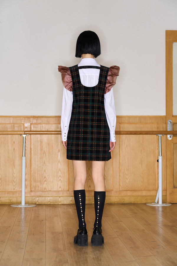 欧根纱飞袖背心裙