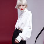 PANTTERFLY2021新款小众设计感白色半高领百搭卫衣宽松高级感女装