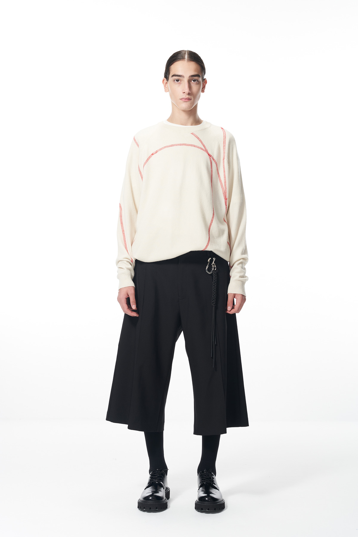 ATTEMPT SS22 弧线刺绣羊绒针织衫