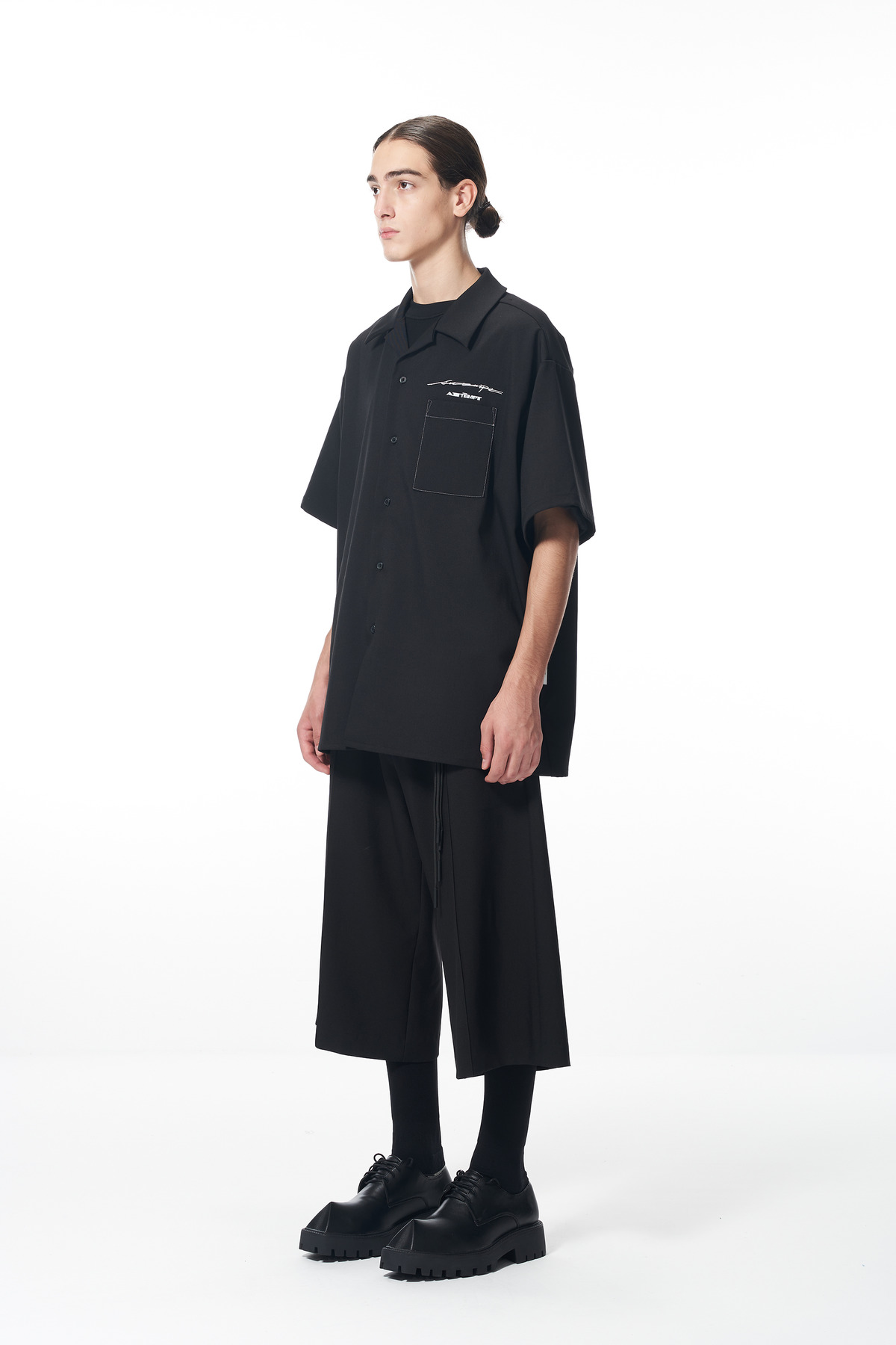 ATTEMPT SS22 手写字体刺绣短袖衬衫-2