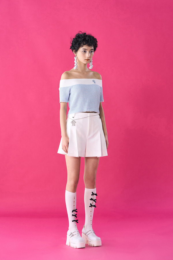 一字露肩针织上衣