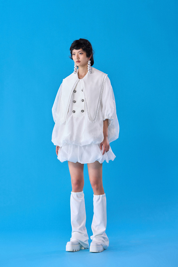 娃娃领廓型南瓜上衣裙