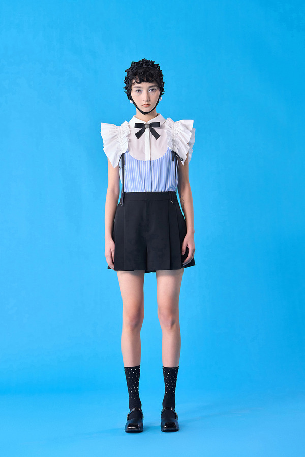 荷叶装饰无袖衬衫