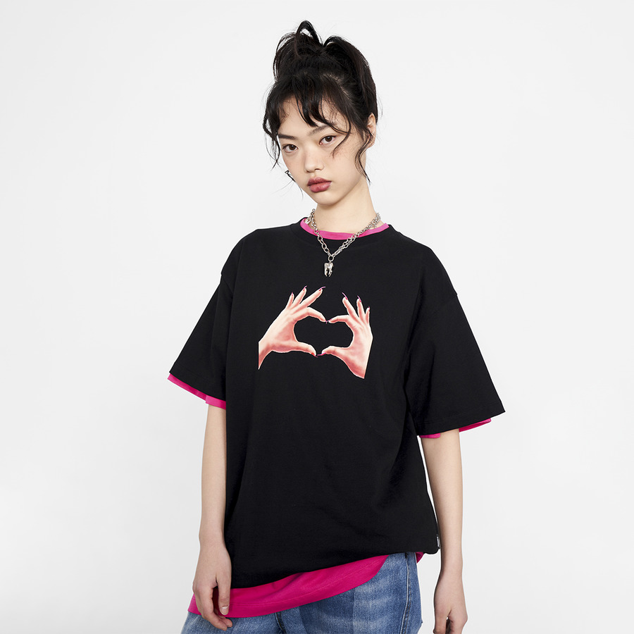 FMACM X 尤阿达 比心印花箭头纽扣圆领T恤-3