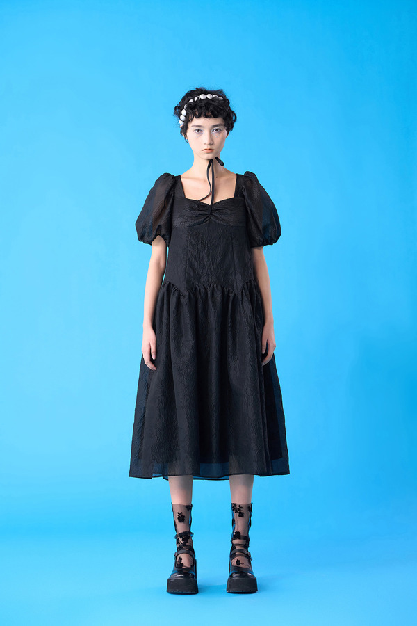 花朵立体提花大A摆连衣裙