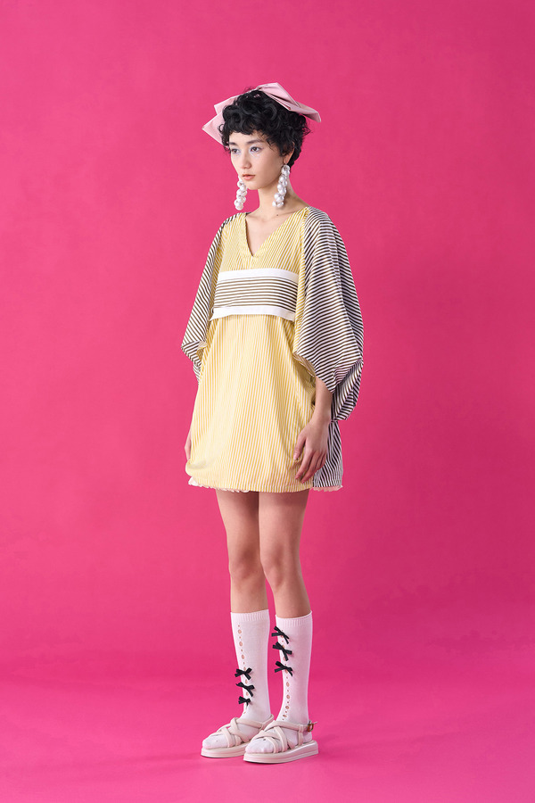 宽松后背立裁假两件连衣裙