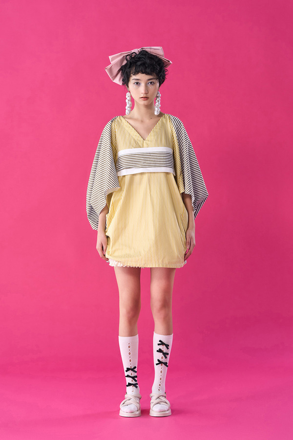 宽松后背立裁假两件连衣裙