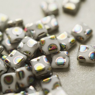 纯白色镭射波点方块玻璃捷克琉璃珠 6MM