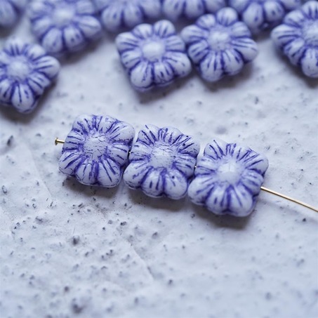 白色描浅蓝紫方形花朵扁珠捷克珠玻璃琉璃珠 9MM