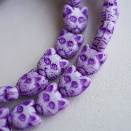 紫色~彩绘风趣味猫咪直孔捷克珠琉璃玻璃 13X12MM