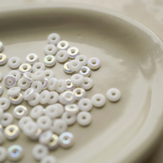 白色幻彩甜甜圈百搭扁圆隔珠捷克珠隔片琉璃玻璃 4MM