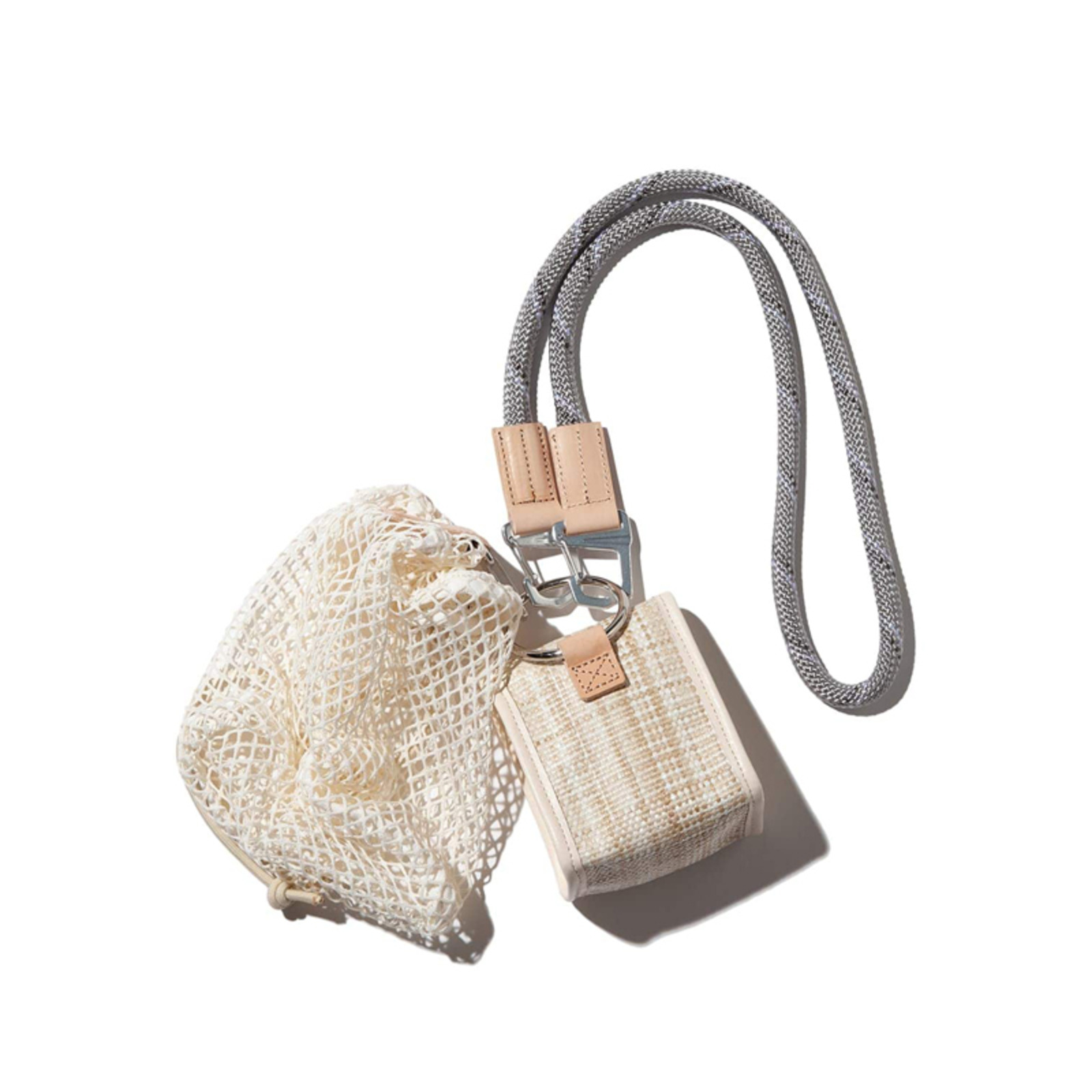 F/CE. 22SS W.R PANAMA CHAIN PURSE