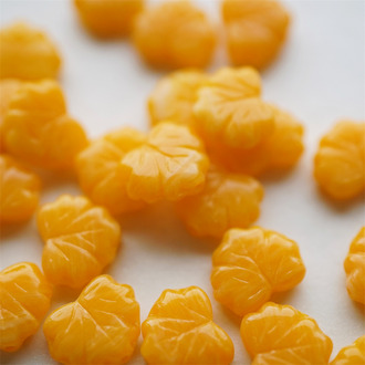 橘子橙色渐变~树叶捷克珠玻璃琉璃珠 11X13MM