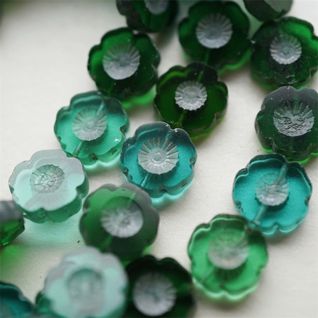 翠绿色透感滤镜调mix~捷克珠夏威夷小花花花朵琉璃珠玻璃珠DIY串珠材料 14MM