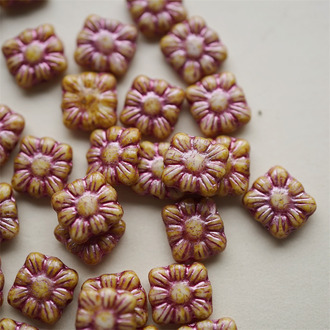 斑驳米黄色描粉色~方形花朵扁珠捷克珠玻璃琉璃珠 9MM