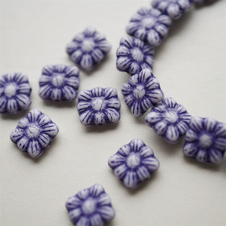 白色描深蓝紫~方形花朵扁珠捷克珠玻璃琉璃珠 9MM-1