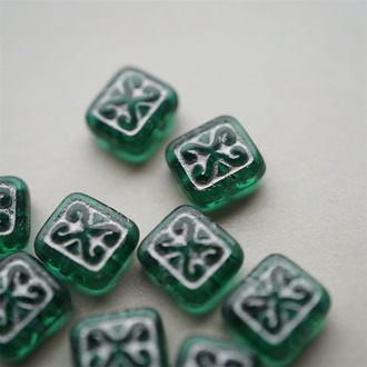 复古祖母绿描银色~浮雕巴洛克纹样长方形扁珠 11X12MM