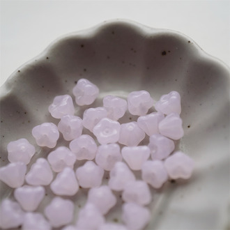 浅浅婴儿粉~清新可爱捷克珠DIY串珠材料琉璃玻璃配件莲雾小喇叭花 4X6MM