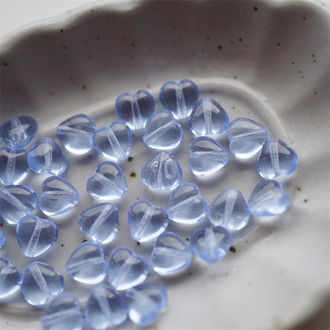 透明浅蓝~绝绝子迷你小爱心捷克珠玻璃琉璃 6MM