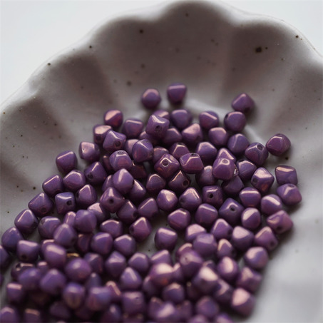 光泽神秘紫色~迷你菱形珠捷克珠玻璃琉璃珠串珠法绣材料 4MM-6
