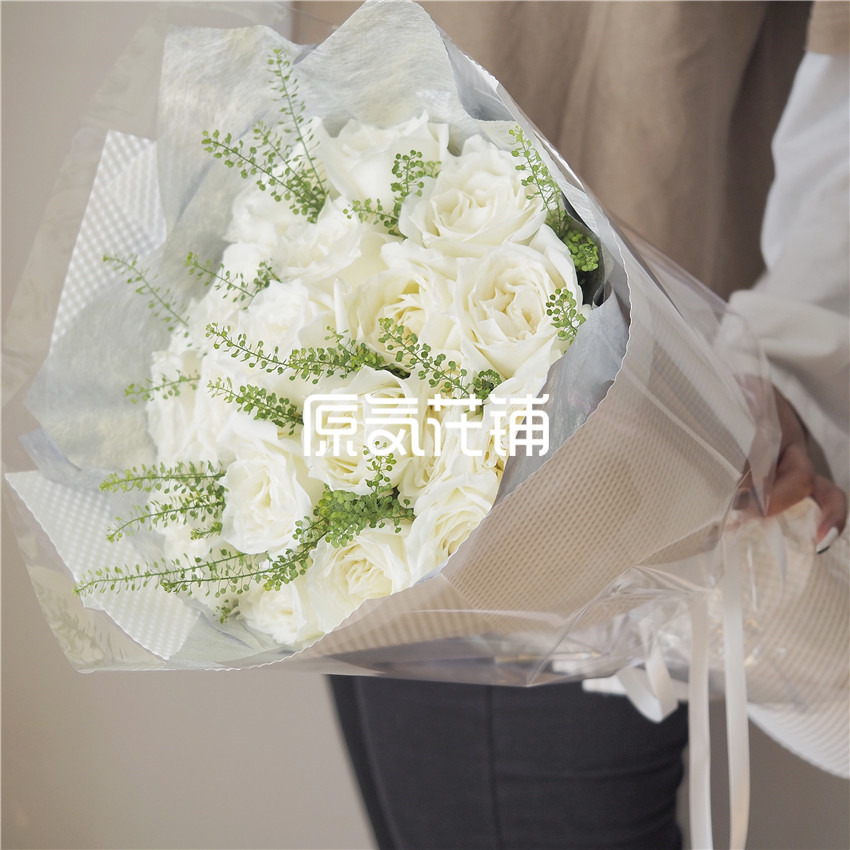 原气花铺-花店-上海-北京北极星Pro--白玫瑰绿菱草混合花束-4