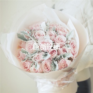 纯情Pro--粉雪山玫瑰银叶菊混合花束