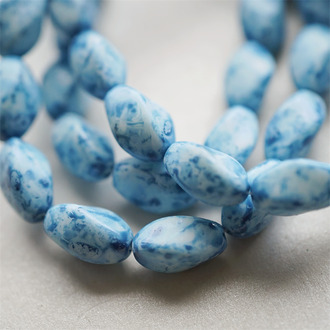奶油天蓝水染色~异形扭扭四面立体梭形珠捷克珠玻璃琉璃珠 16X11MM