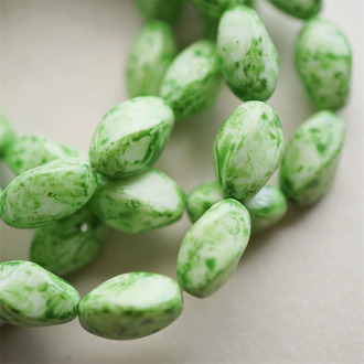 浅草绿斑驳感~异形扭扭四面立体梭形珠捷克珠玻璃琉璃珠 16X11MM