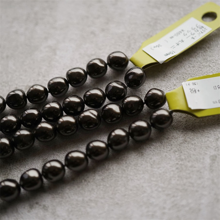 深咖色冬季感豆子形仿珍珠~日本进口高品质配件树脂珠 10MM-1