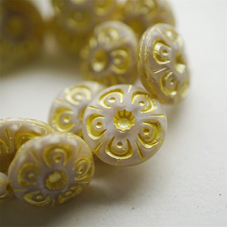 绝版配色米色拼黄~复古花朵扣子形直孔扁圆捷克玻璃琉璃珠 18MM