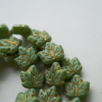 雾面浅绿色描金~叶子枫叶树叶玻璃琉璃珠捷克珠 13X13MM