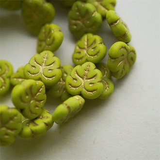 雾面青芥末绿描金色~棕榈叶树叶捷克珠玻璃琉璃珠 13X12MM