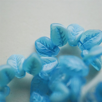 冰感海盐蓝mix~翘边树叶侧孔捷克珠玻璃琉璃 14X9MM