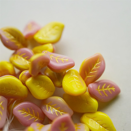粉色拼柠檬黄mix~翘边树叶侧孔捷克珠玻璃琉璃 14X9MM-2