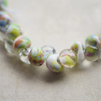 温柔春色彩色点点晕染透明底/白底~美国产泪珠玻璃珠中号DIY串珠材料 9X10MM