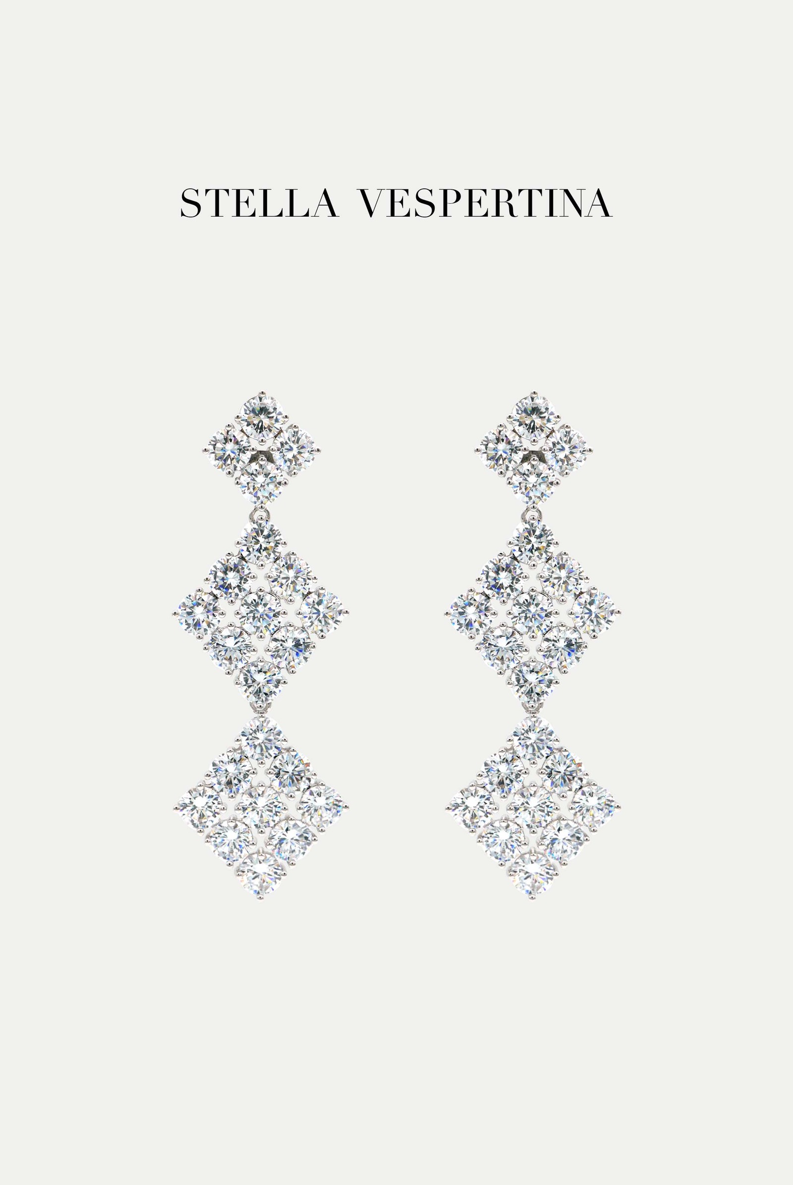 菱形坠饰锆石耳环