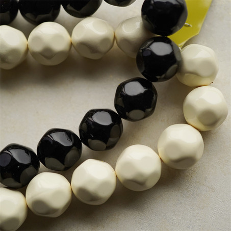超轻盈黑白多面异形珠大号涂装珠~日本进口高品质配件空心树脂珠 22MM 展会限定