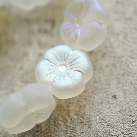 透明月光白幻彩~夸张质感高定四叶花花朵捷克珠玻璃琉璃珠 21MM-2