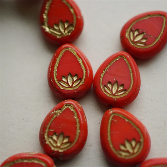正红色绝美描金~水滴形浮雕睡莲纹直孔捷克珠玻璃琉璃珠 18X14MM