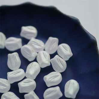 雾面月光光泽白色~可爱迷你郁金香捷克珠玻璃琉璃 9X7MM