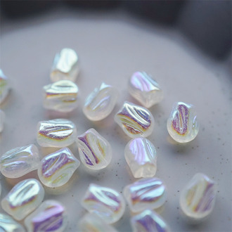 透明幻彩极光色~可爱迷你郁金香捷克珠玻璃琉璃 9X7MM