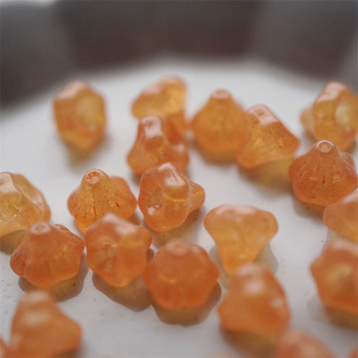 蛋白感水橘色微斑驳~风铃花捷克珠玻璃琉璃 9MM