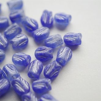 雾面渐变蓝色描银色~可爱迷你郁金香捷克珠玻璃琉璃 9X7MM