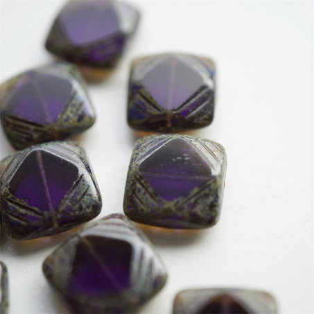 斑驳做旧透深紫~古董风浮雕方形菱形方块捷克珠玻璃琉璃珠 15MM-2