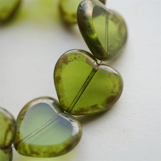 空灵透感绿色做旧毕加索~高定大号复古少女风爱心桃心捷克珠玻璃琉璃珠 20X14MM