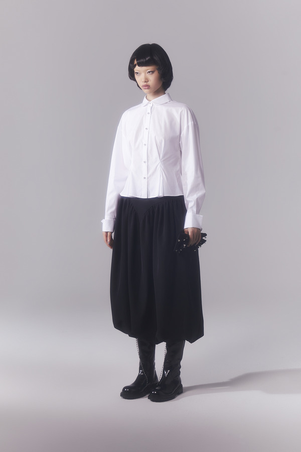 彼得潘领腰线收褶衬衫