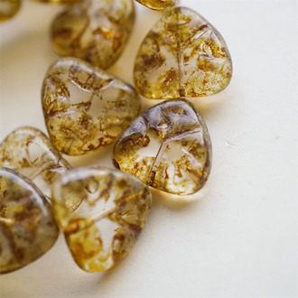 透明做旧毕加索色~复古古董珠工艺浮雕三角做旧直孔捷克珠玻璃琉璃珠 18X17MM